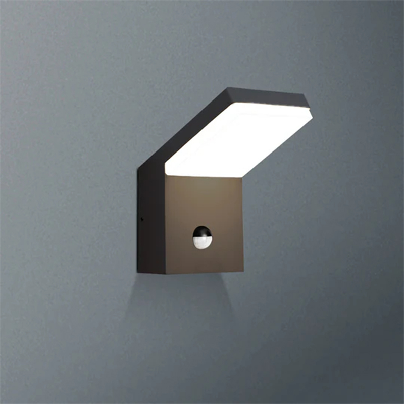 19217 IP54 18W 1800LM GRÅ/VIT/SVART LED Ytterväggljus med rörelsedetektorer
